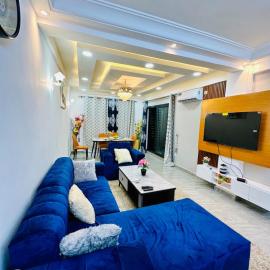 Magnifique Appartement meublé de 2 chambres avec GROUPE ELECTROGENE et ASCENSEUR
