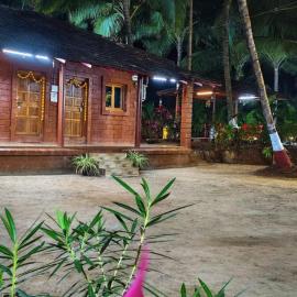 Varsha farm house, hotell sihtkohas Guhagar