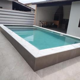Casa piscina com ozônio churrasqueira perto da praia
