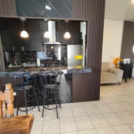 Luxury Living Apartment P1516