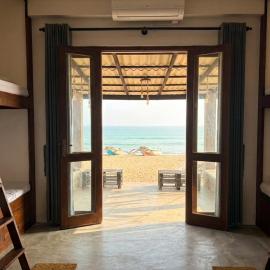 Trinco Beach Bunks, hotel sa Trincomalee