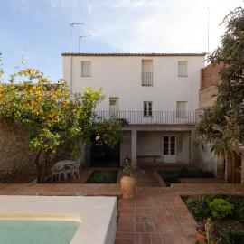 Gran casa de pueblo en el Penedés