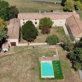 Domaine de Gaïa, Piscine, Pétanque, Ping-pong, proche Saint Emilion