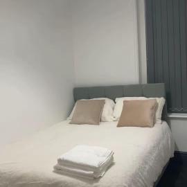 PLUS Properties Westport 2, hotel in Stoke on Trent