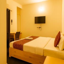 Mysore Couple Friendly at 999, Hotel in Mysore
