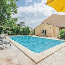 Les cinq soleils, hotel in Roquebrune-sur-Argens