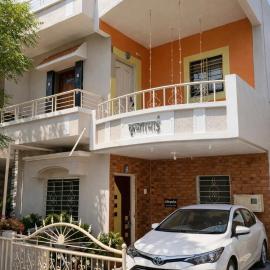 Peaceful Family Bungalow Near Mahalakshmi Temple, hotel en Kolhapur