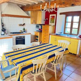 Domaine Le Gabachou - 4 Holiday Homes on the Canal du Midi, hotel din Bram