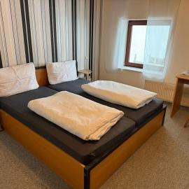 Apartment mit 3 Schlafzimmern, 2 Badezimmern und Küche