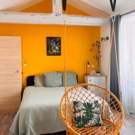 Chez Mary Studio -Jungle, хотел в Гана