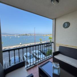 Precioso apartamento con vistas al mar a pie de playa
