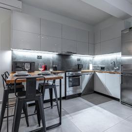 Athens Airport Stay - Premium 2BR 2Bath Apartment, Airport, Expo and Leisure