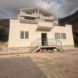Apartman Danilo i Filip, hotel i Risan