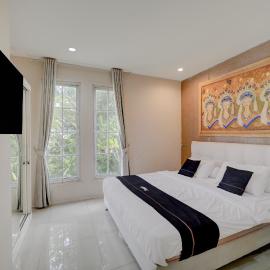 Hotel O near RS Fatmawati formerly White House