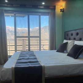 Laxman Homestay, hotel i Sarāhan