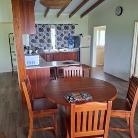 Villa Kaka, Drevula Heights Villas, Fiji, hotelli kohteessa Korovisilou