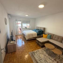 MAAA Apartman