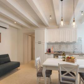 Modern two bedroom flat close to Osimo city center