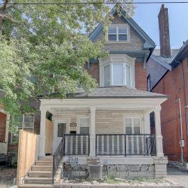 Spadina Boutique Rooms