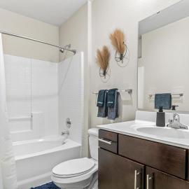2KBD2BA Steps from Target Center+GYM+KTCHN+LNDRY