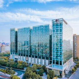 DoubleTree by Hilton Beijing، فندق في بكين