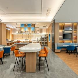 Holiday Inn Express Qinhuangdao Haigang by IHG, hotel sa Qinhuangdao