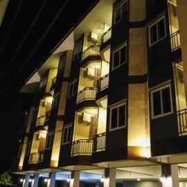 Chiang Rai Airport Hotel، فندق في Ban Fang Min