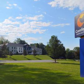 Comfort Inn & Suites Tunkhannock, hotel u gradu 'Tunkhannock'