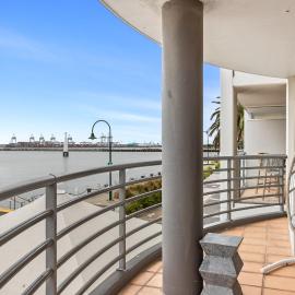 Scenic Beachside 3-bedroom with Water Views