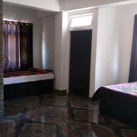 Hotel Aditya, hotel em Aritar
