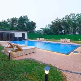B Town Resort Near Infopark Kakkanad – hotel w mieście Kakkanad
