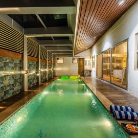 ELIVAAS Signature Gauri Villa With Pool, Lounge, Garden & Bathtub With 360 Panoramic Hill Views Near Waterfalls, hotel i Kasāra