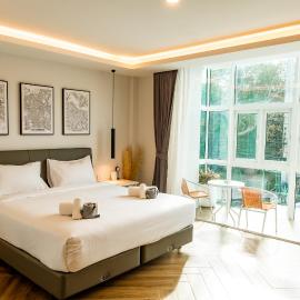 Rawai Lalaland Studio Apartments, hotel in Ban Saiyuan (1)
