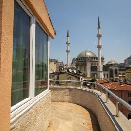 IQ Hotel