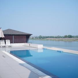 Riviera Resort and Hotel, ξενοδοχείο σε Durg