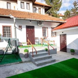 Bosanska Avlija Authentic Sarajevo Stay with Garden