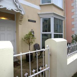 6 Bed in Tenby oc-fb220