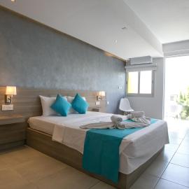 Flora Maria Suites