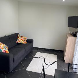 Studio 2 - Loc Conciergerie, Hotel in Trappes