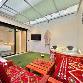 App Hotel in Bourgogne, in a very good location