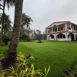 Prangan - The Villa, מלון בChākdaha