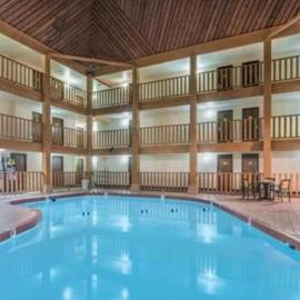 FairBridge Inn & Suites Spearfish, khách sạn ở Spearfish