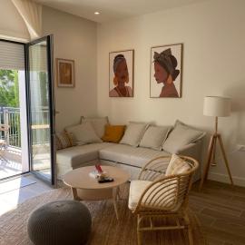 Lustica Bay Centrale by 2BHome