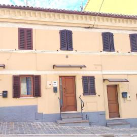 Rose House Rent Osimo – hotel w mieście Osimo