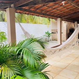 Casa em Praia de Flecheiras, מלון בטראירי