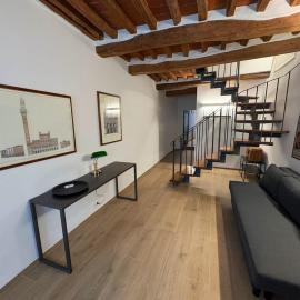 Tuscany Charme Apartments