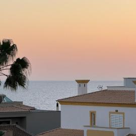 Vivenda Mystic Gale T3 a 500m da Praia, hotel i Galé