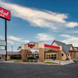 Red Roof Inn Lumberton, хотел в Лъмбъртън