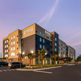 Staybridge Suites Ocala-near Equestrian-Aquatics by IHG, hotel v destinácii Ocala
