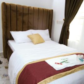 Dawn Emeka Hotels, hotel en Awka
